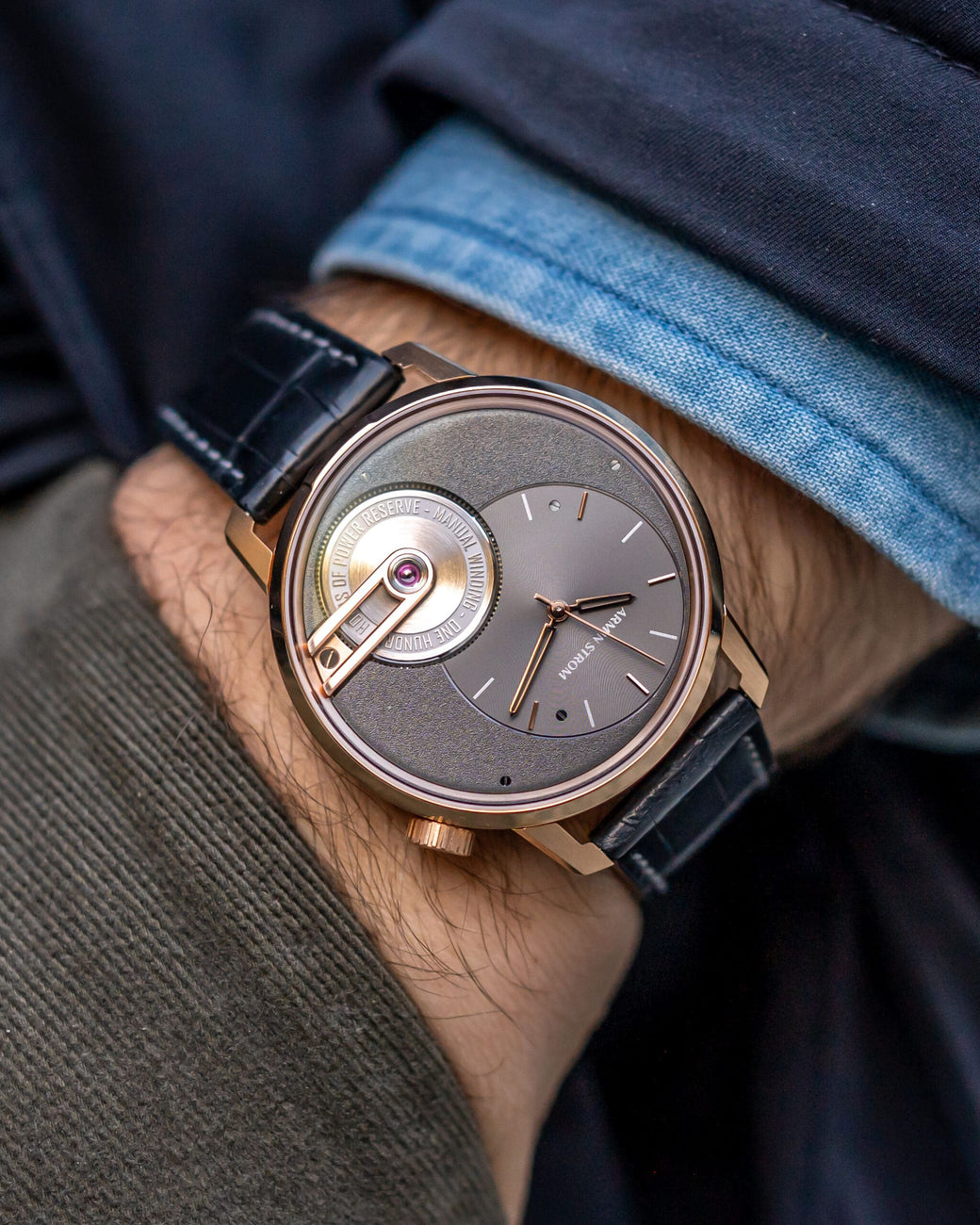 Hands-on: Armin Strom Tribute 1 Gold 
