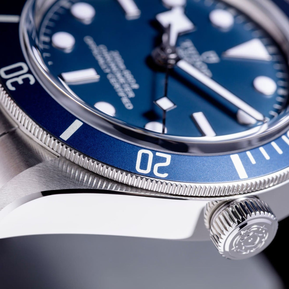 Tudor Black Bay Navy Blue – we have done a quick test!