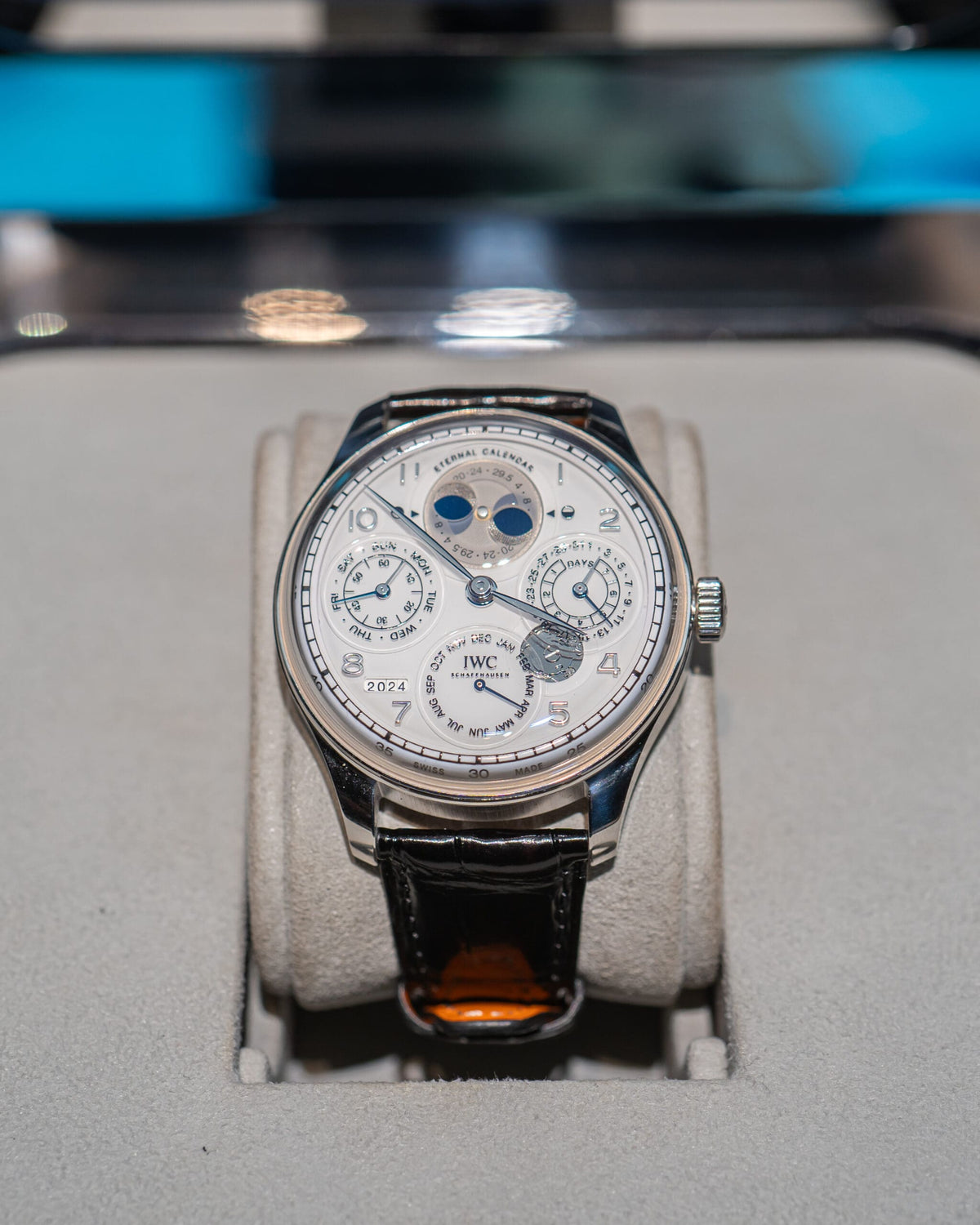 IWC tar hem urmakarnas Oscar – Grand Prix ”Aigiuille d’Or”
