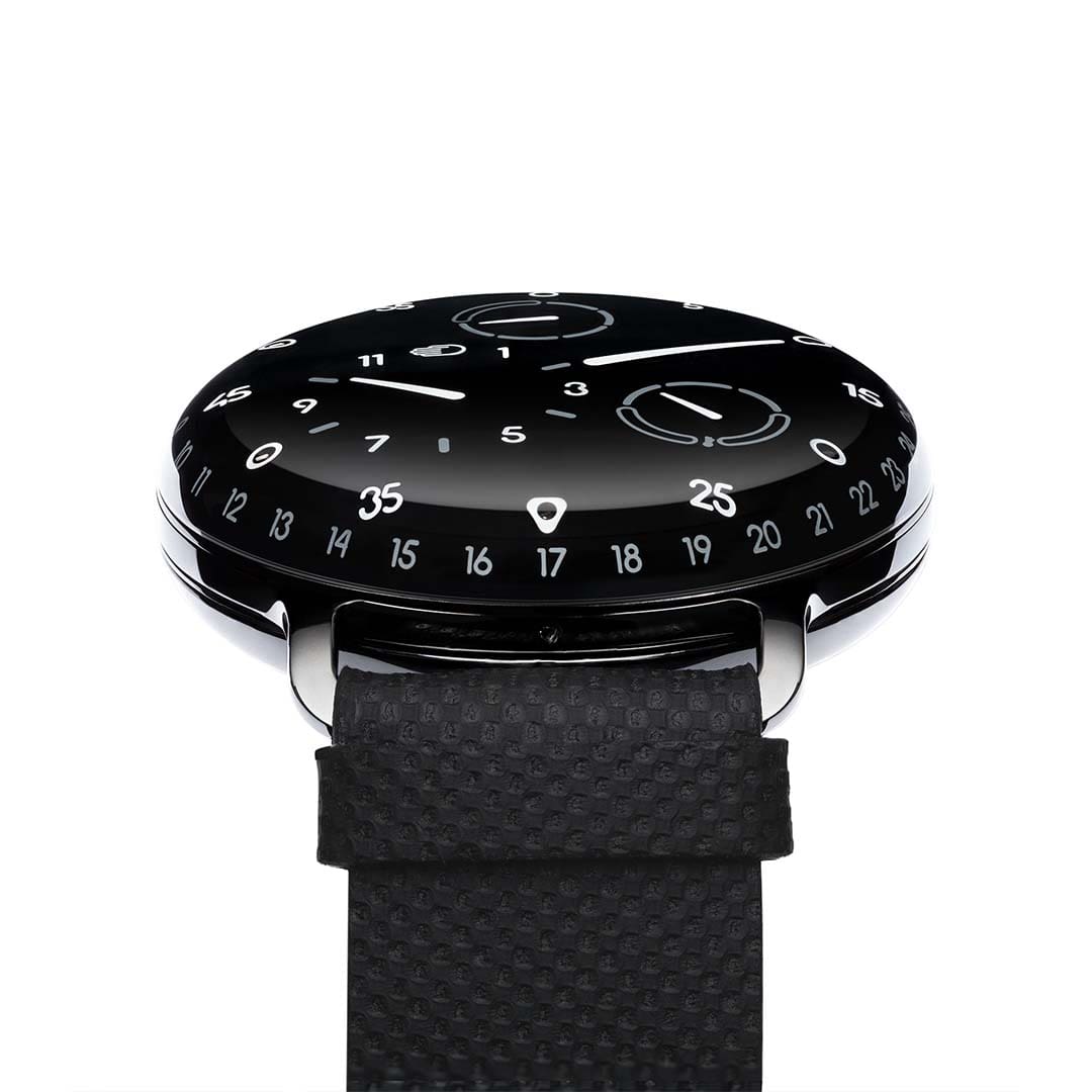 When oil above the dial becomes the near-sighted's best friend, Ressence Type 3 BBB