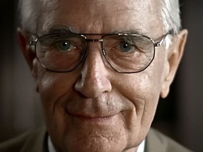 We exchanged a few words with Walter Lange