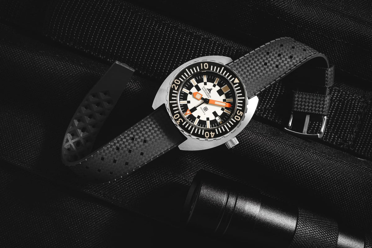 Synchron pulls a coup with a Doxa re-issue right under Doxa's nose