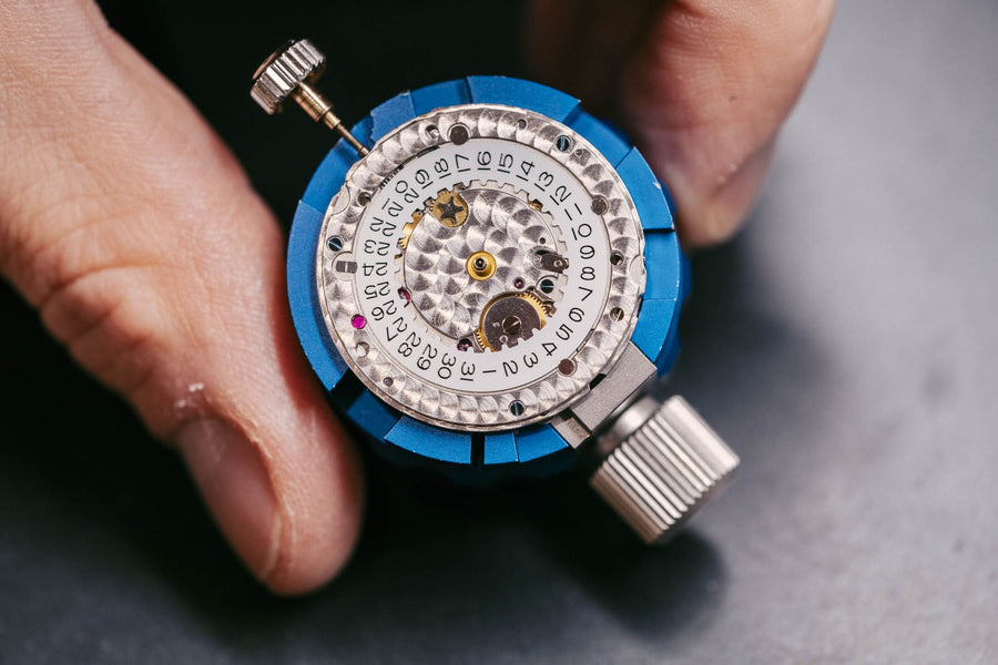 Servicing a Rolex Sea-Dweller. Part 1: Disassembly and cleaning