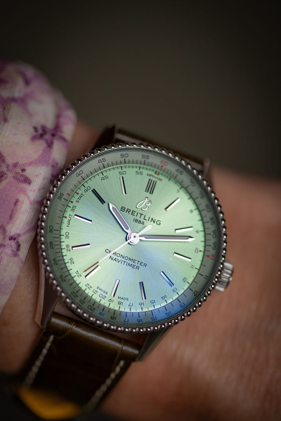 Hands-on: Breitling Navitimer 32 & 36 mm