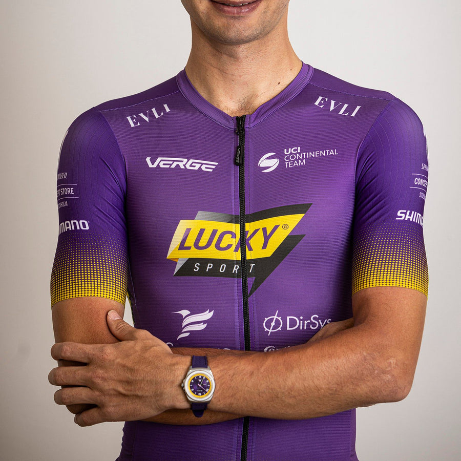 Bravur är sponsor av Lucky Sport cyckling team. Foto: Bravur