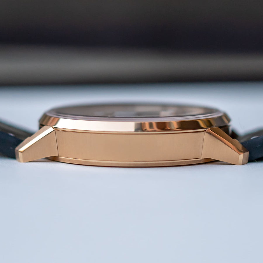 Hands-on: Armin Strom Tribute 1 Gold
