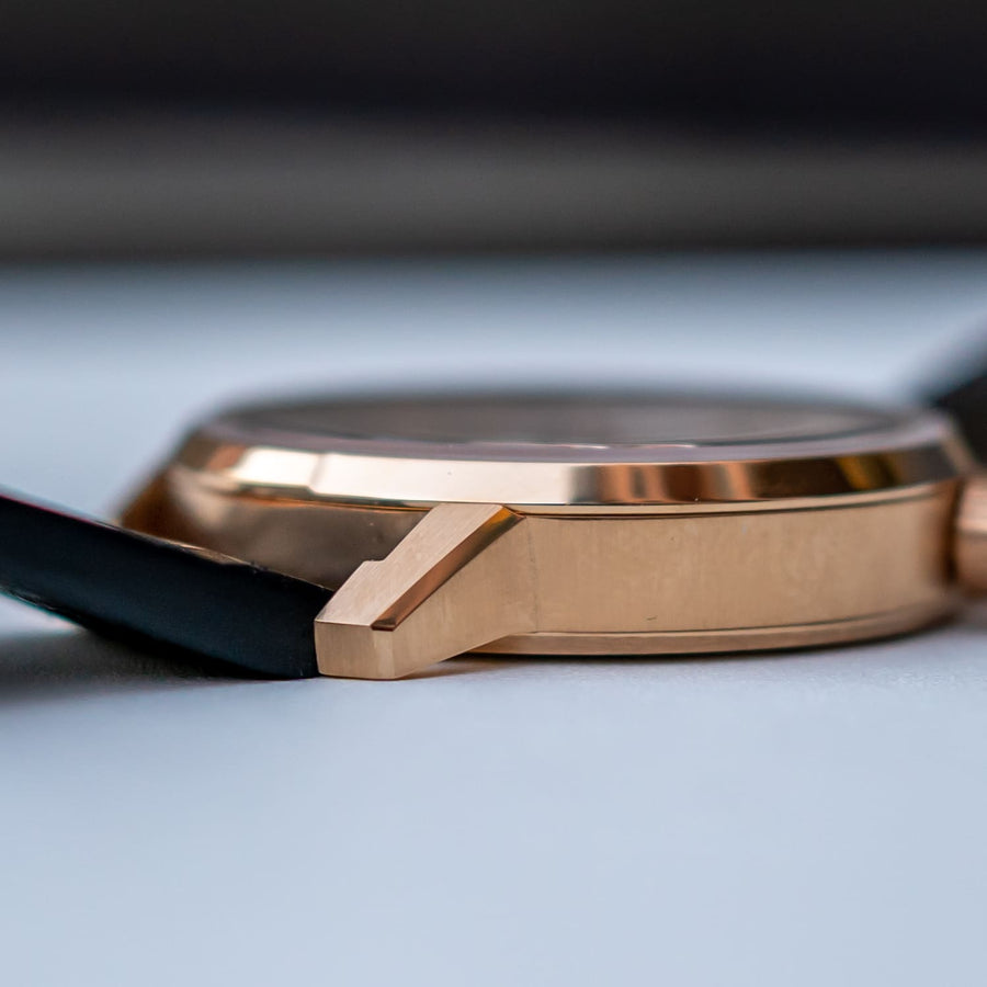 Hands-on: Armin Strom Tribute 1 Gold