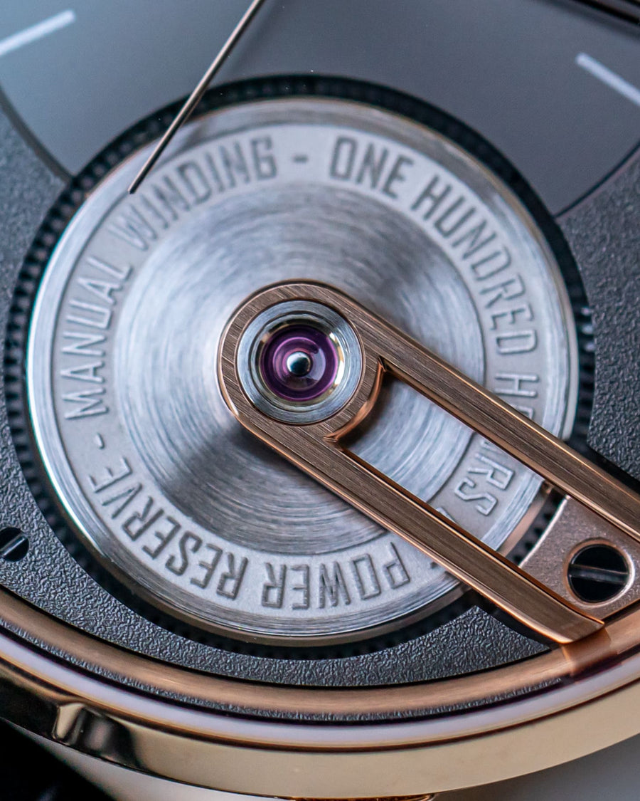 Hands-on: Armin Strom Tribute 1 Gold