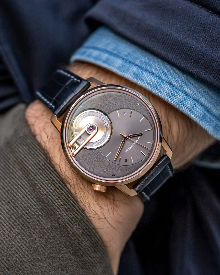 Hands-on: Armin Strom Tribute 1 Gold
