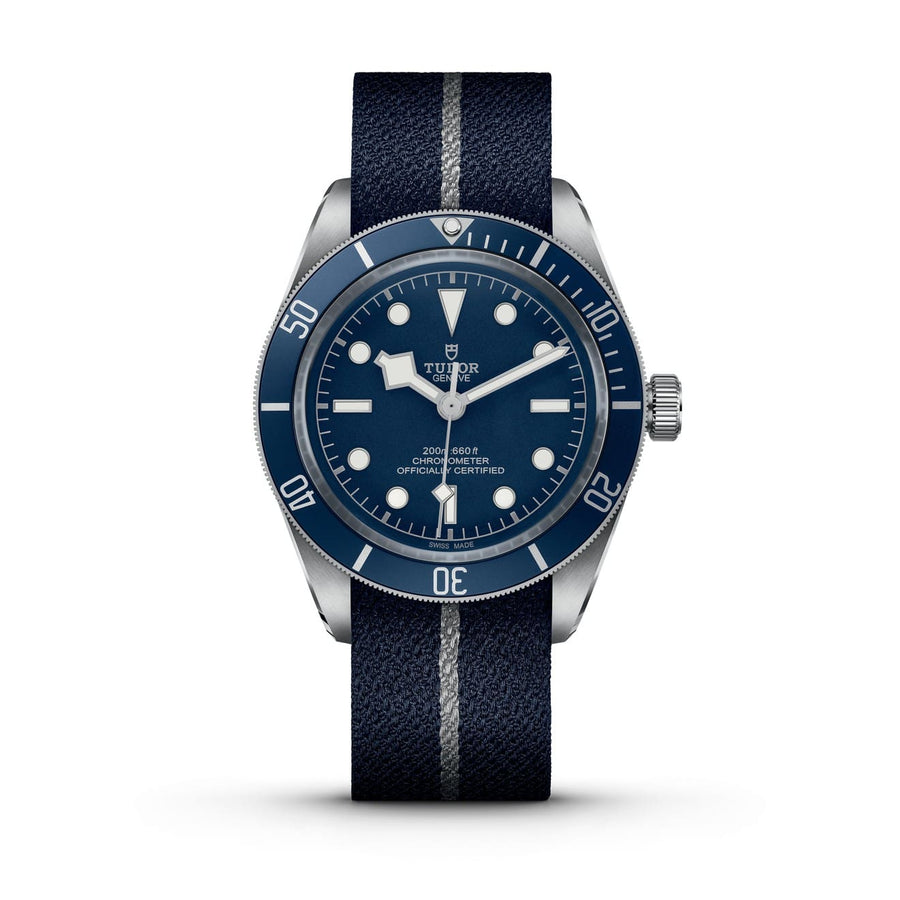 Tudor Black Bay Navy Blue – we have done a quick test!