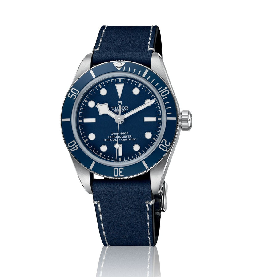 Tudor Black Bay Navy Blue – we have done a quick test!