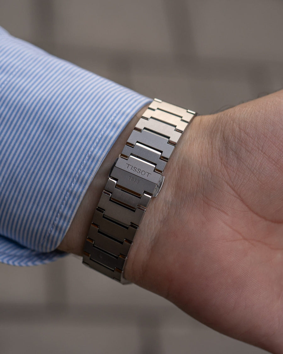 Hands-on: Tissot PRX Powermatic 80 – Nytt liv i 38 mm med titan och Damascus-stål