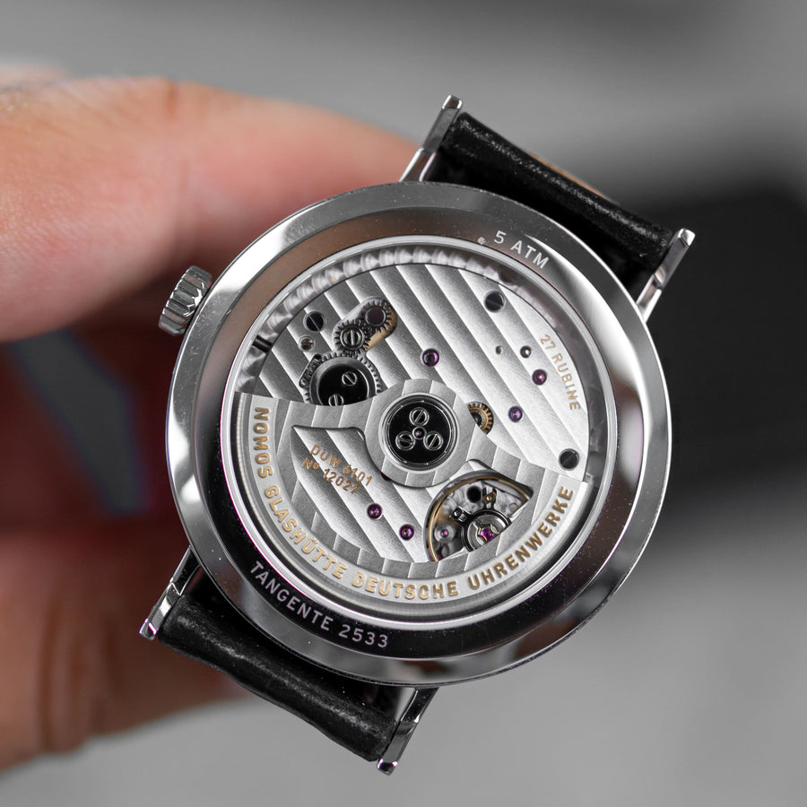 Hands-on: Nomos Tangente Neomatik 41 Update