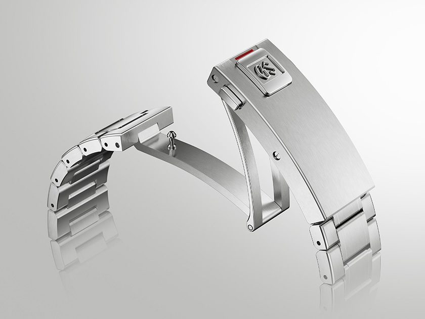 Grand Seiko clasp for the SLGB25. Photo: Grand Seiko.
