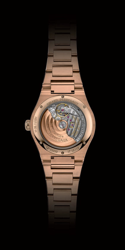 Nya Girard-Perregaux Laureato i guld med tavla av onyx