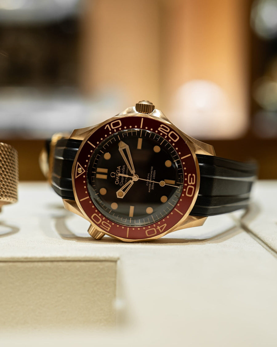Hands-on: OMEGA Seamaster Diver 300M in Bronze Gold 
