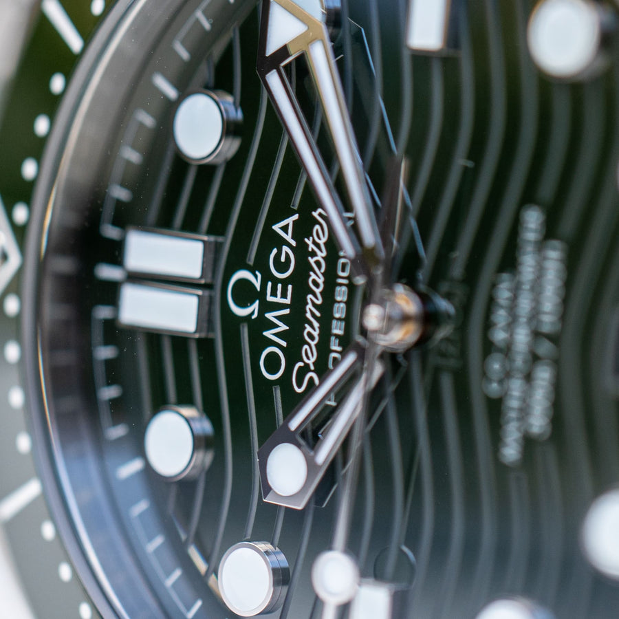 Hands-on + Video: Omega Seamaster Diver 300M in green 