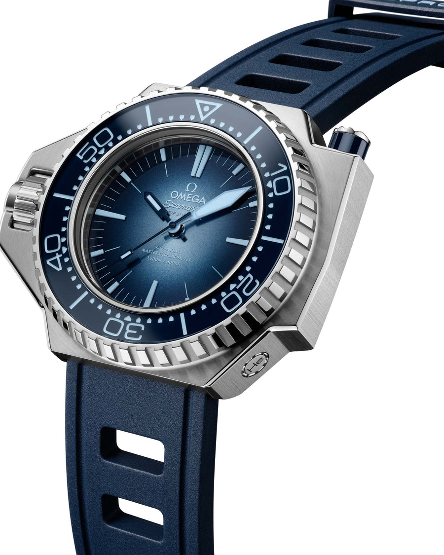 Omega Seamaster celebrates 75 with a summer blue collection 