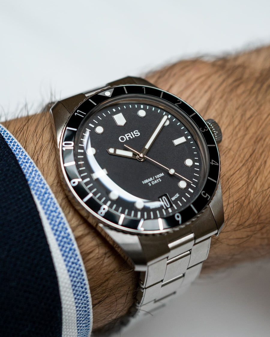 Oris Divers Sixty-Five 12H Calibre 400