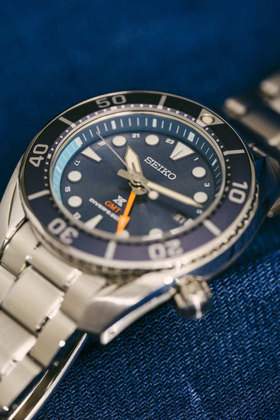 Hands-on: Seiko launches new solar-powered GMT movement in blue-green sumo style 