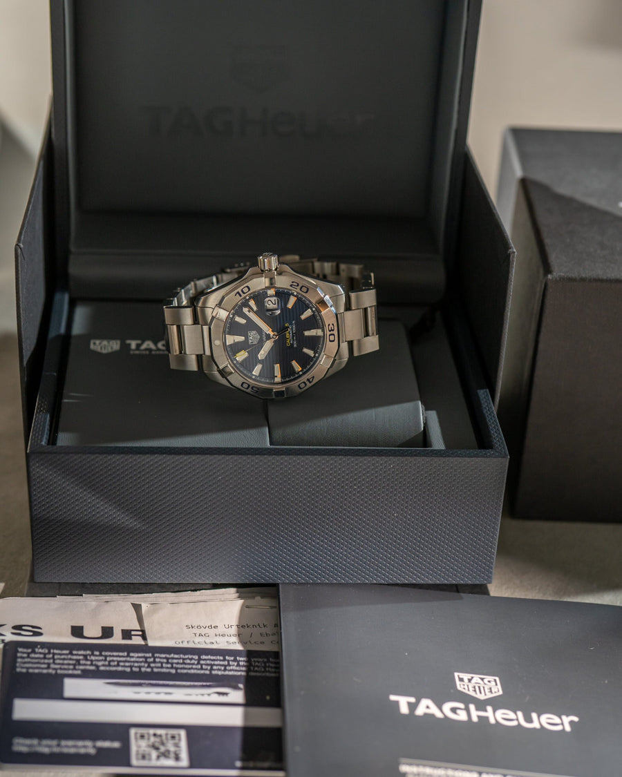 TAG Heuer Aquaracer Calibre 5 WBD2112, Blue Dial, Full Set (2021). Photo: Stories of Time