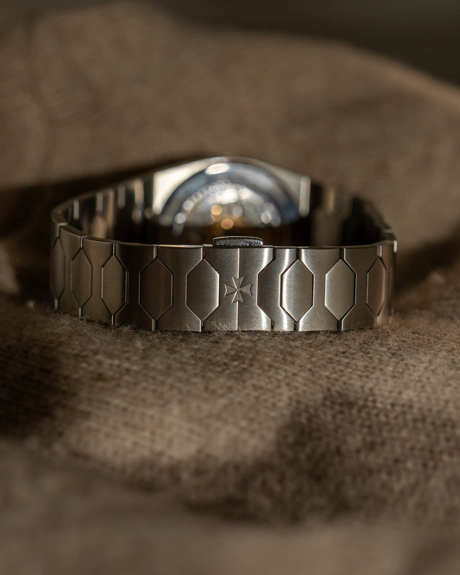 Hands-on: Vacheron Constantin Historiques 222