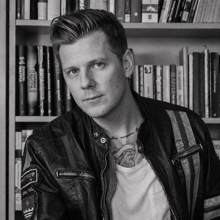 Andreas J. Weber