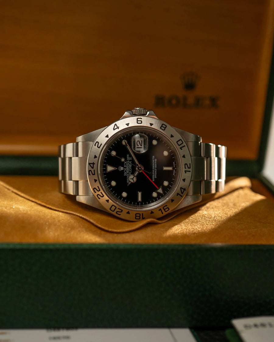 alt="Rolex Explorer II 16570 – svart tavla 2005"
