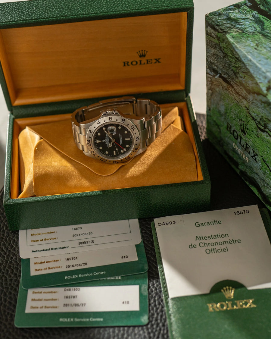 alt="Rolex Explorer II 16570 – svart tavla 2005"