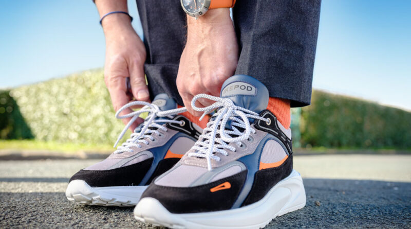 Sneakerpod – Ikepod första klockmärket ut att lansera egna sneakers.